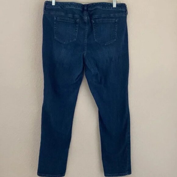 Torrid Women's Jeans Medium-Dark Wash Size 16 Regular - Picture 2 of 4